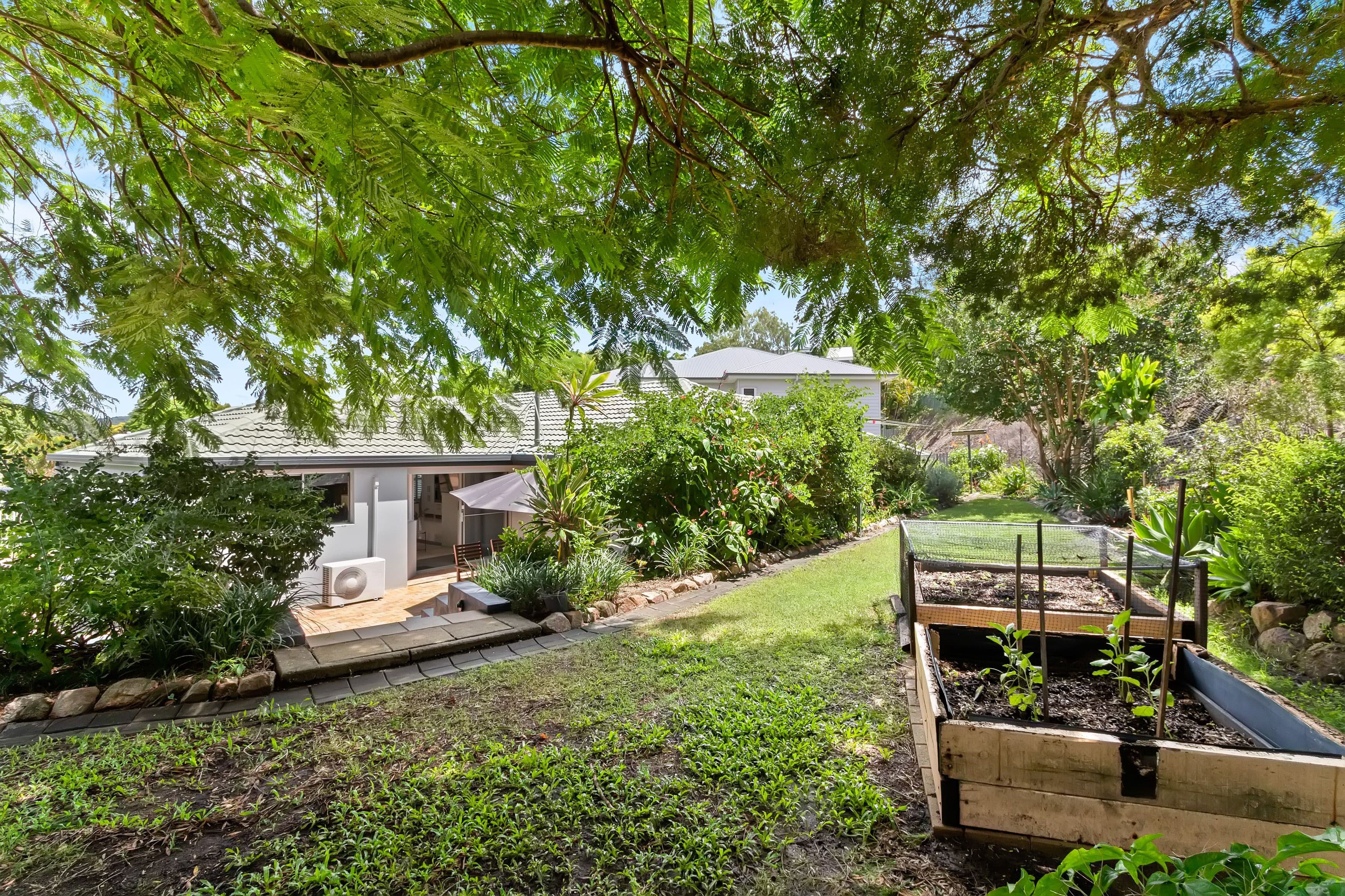21 Caneby Street, Ashgrove QLD 4060, Ashgrove - Thumbnail 5