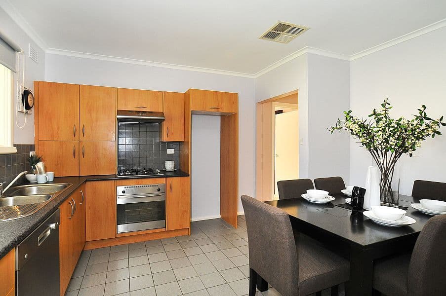 18 Browns Road, NUNAWADING VIC 3131, Nunawading - Thumbnail 3