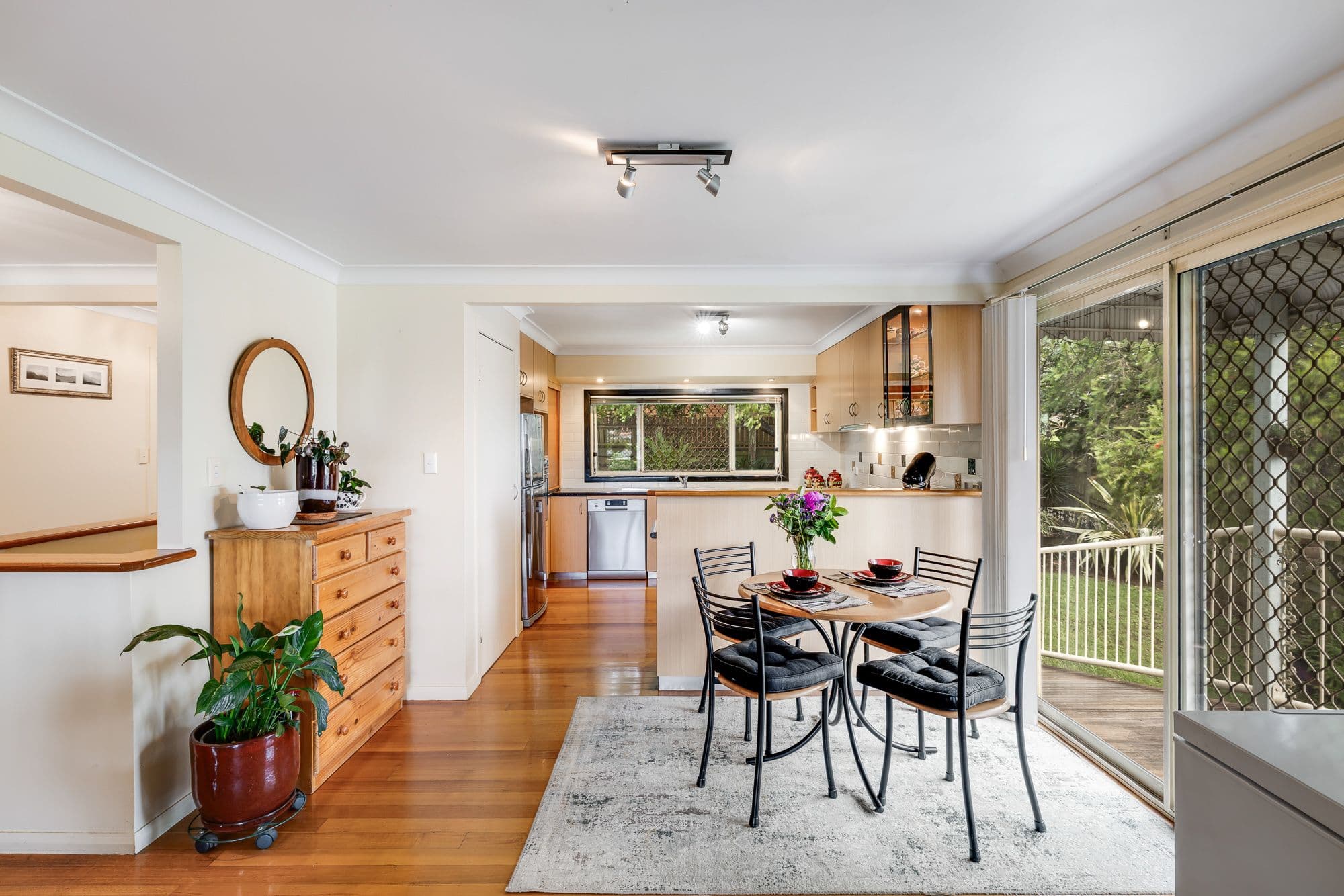 9 Oakleigh Street, Rockville QLD 4350, Rockville - Thumbnail 7