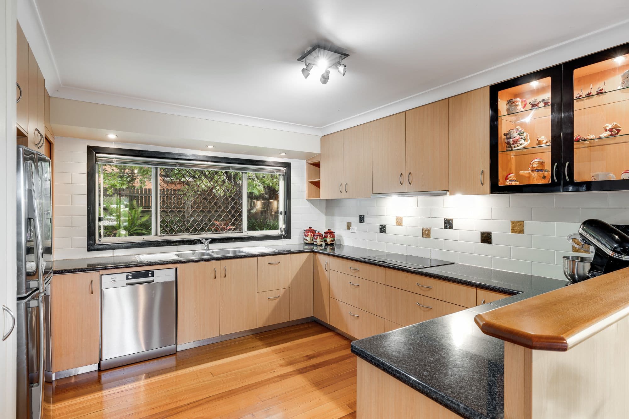 9 Oakleigh Street, Rockville QLD 4350, Rockville - Thumbnail 8