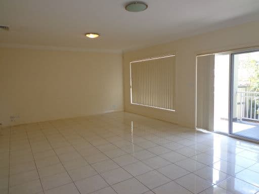 12 Kneale Close, EDENSOR PARK NSW 2176, Edensor Park - Thumbnail 8