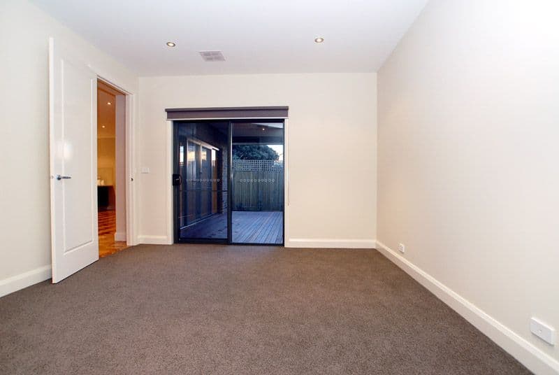 17 Kennon Street, DONCASTER EAST VIC 3109, Doncaster East - Thumbnail 7