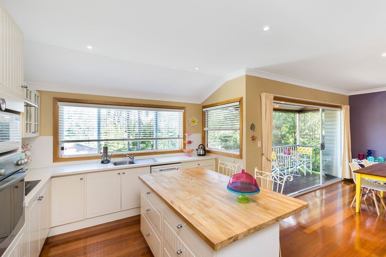 33 Cobble Street, THE GAP QLD 4061, The Gap - Thumbnail 7