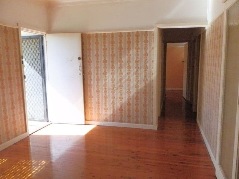 7 Premier Street, CANLEY VALE NSW 2166, Canley Vale - Thumbnail 2
