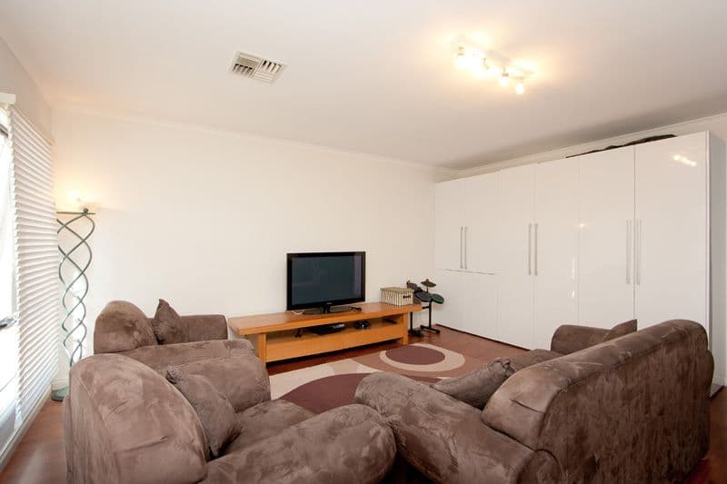4 Simmons Crescent, FLINDERS PARK SA 5025, Flinders Park - Thumbnail 8