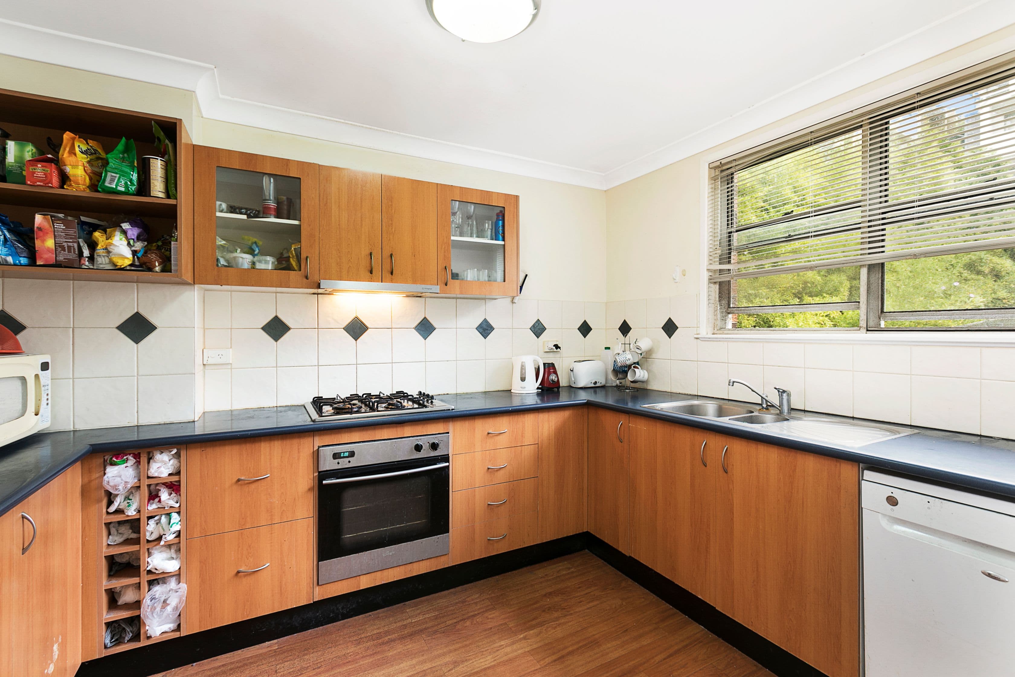 77 Warren Street, St Lucia QLD 4067, St Lucia - Image 1