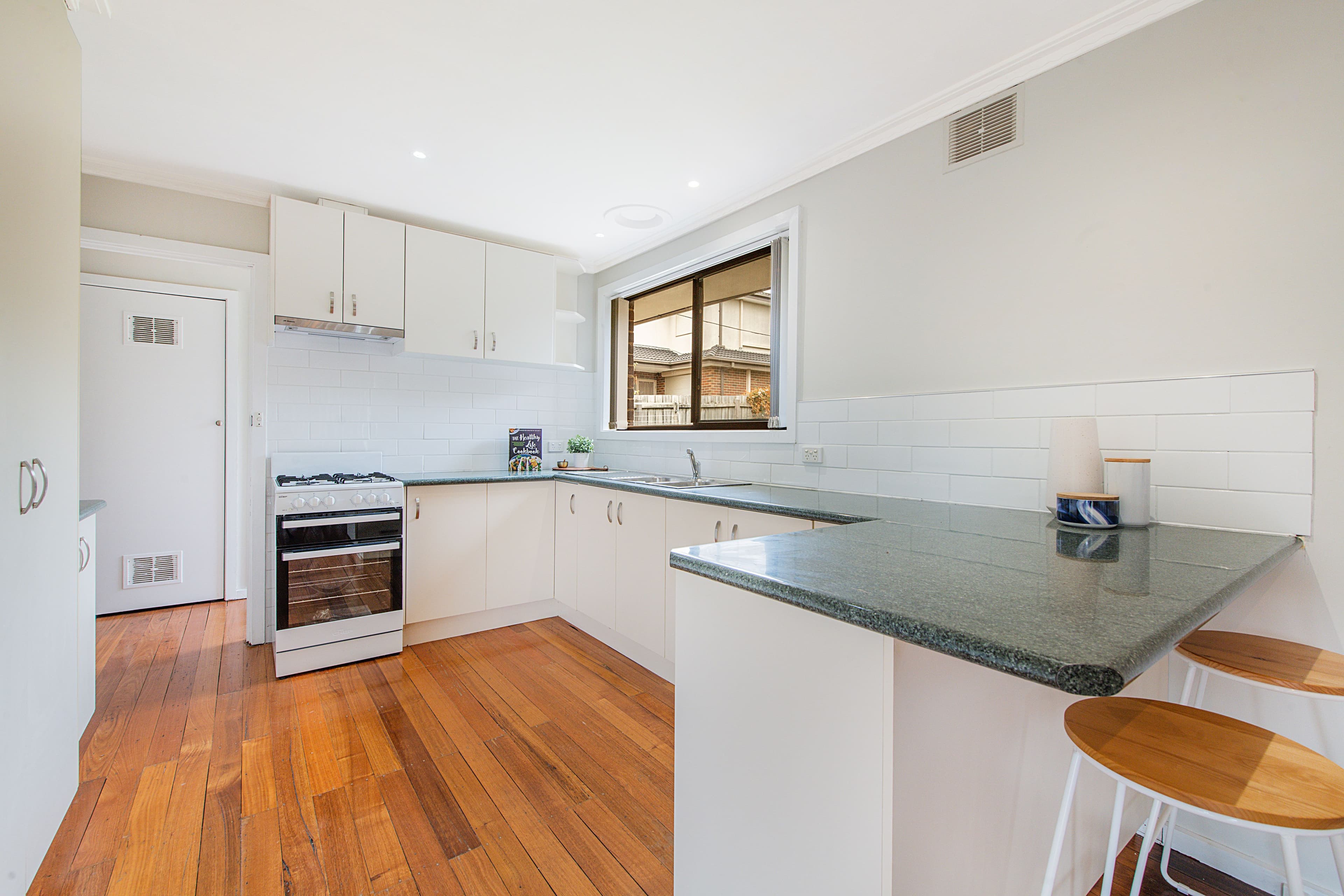 9 Deschamp Crescent, Rowville VIC 3178, Rowville - Thumbnail 4