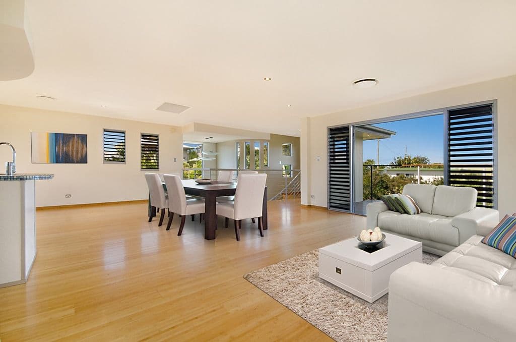 33 Orealla Crescent, SUNRISE BEACH QLD 4567, Sunrise Beach - Thumbnail 2