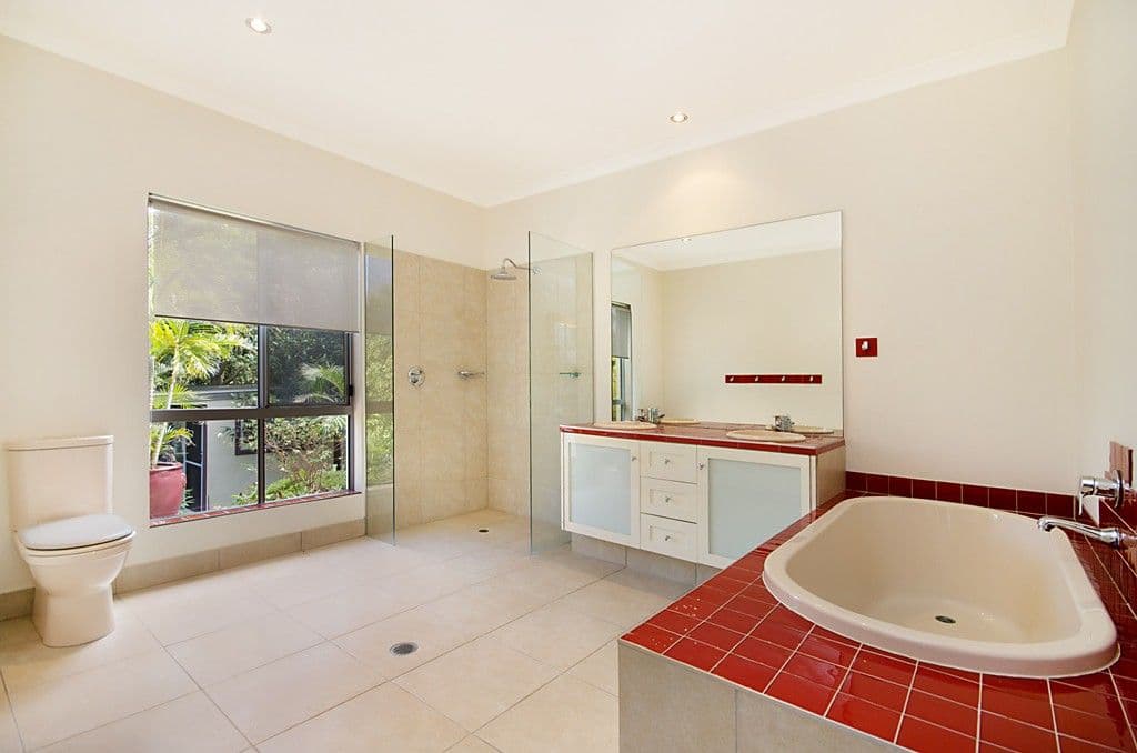 33 Orealla Crescent, SUNRISE BEACH QLD 4567, Sunrise Beach - Thumbnail 7