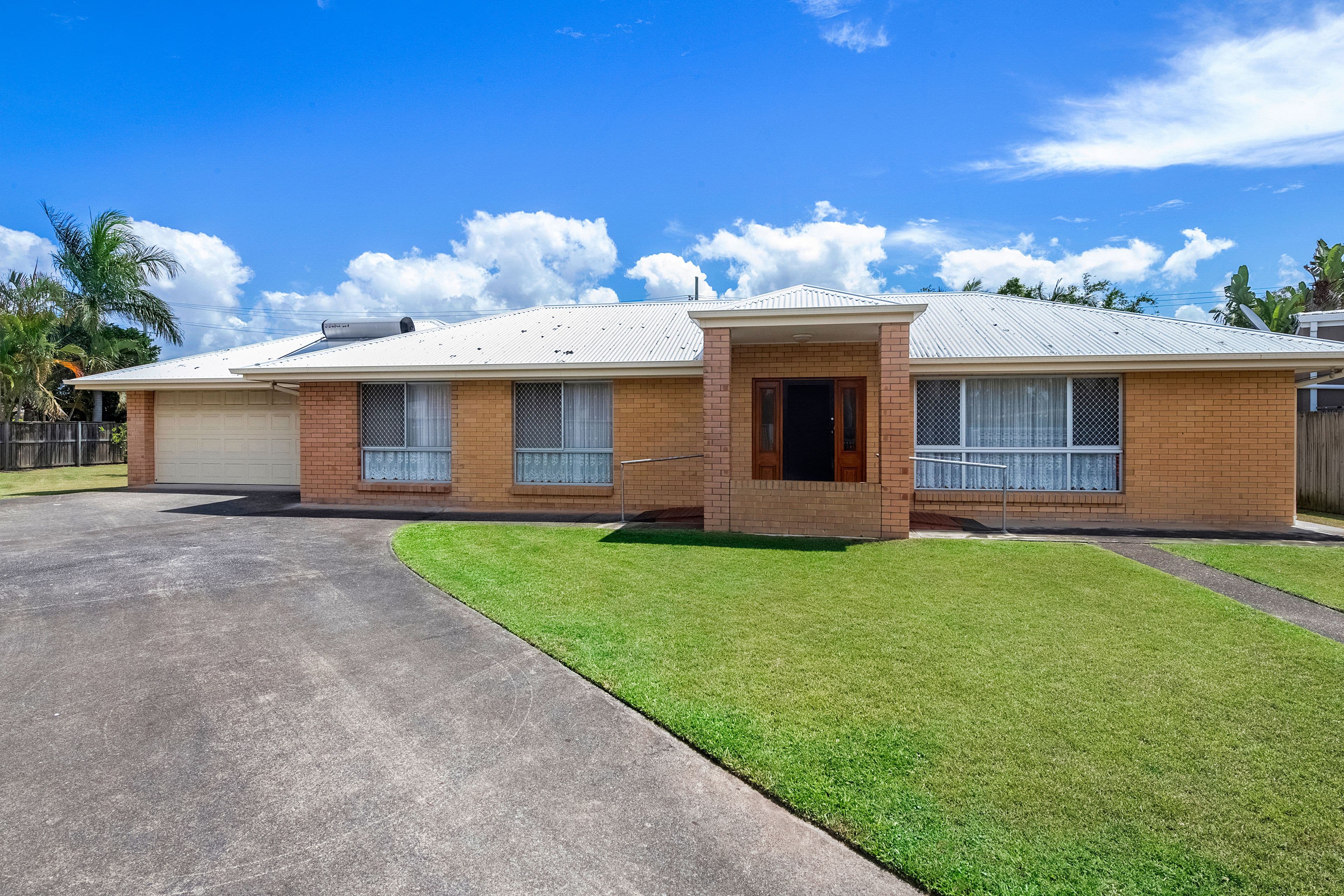 19 Yoorana Place, Broadbeach Waters QLD 4218, Broadbeach Waters - Image 1