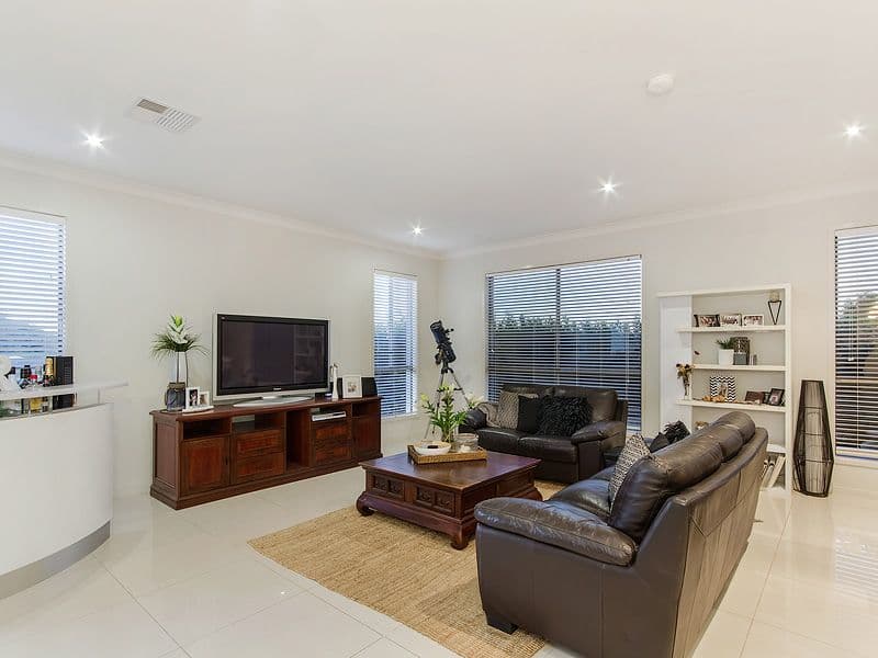 6 Northern Skies Terrace, Maudsland QLD 4210, Maudsland - Thumbnail 8