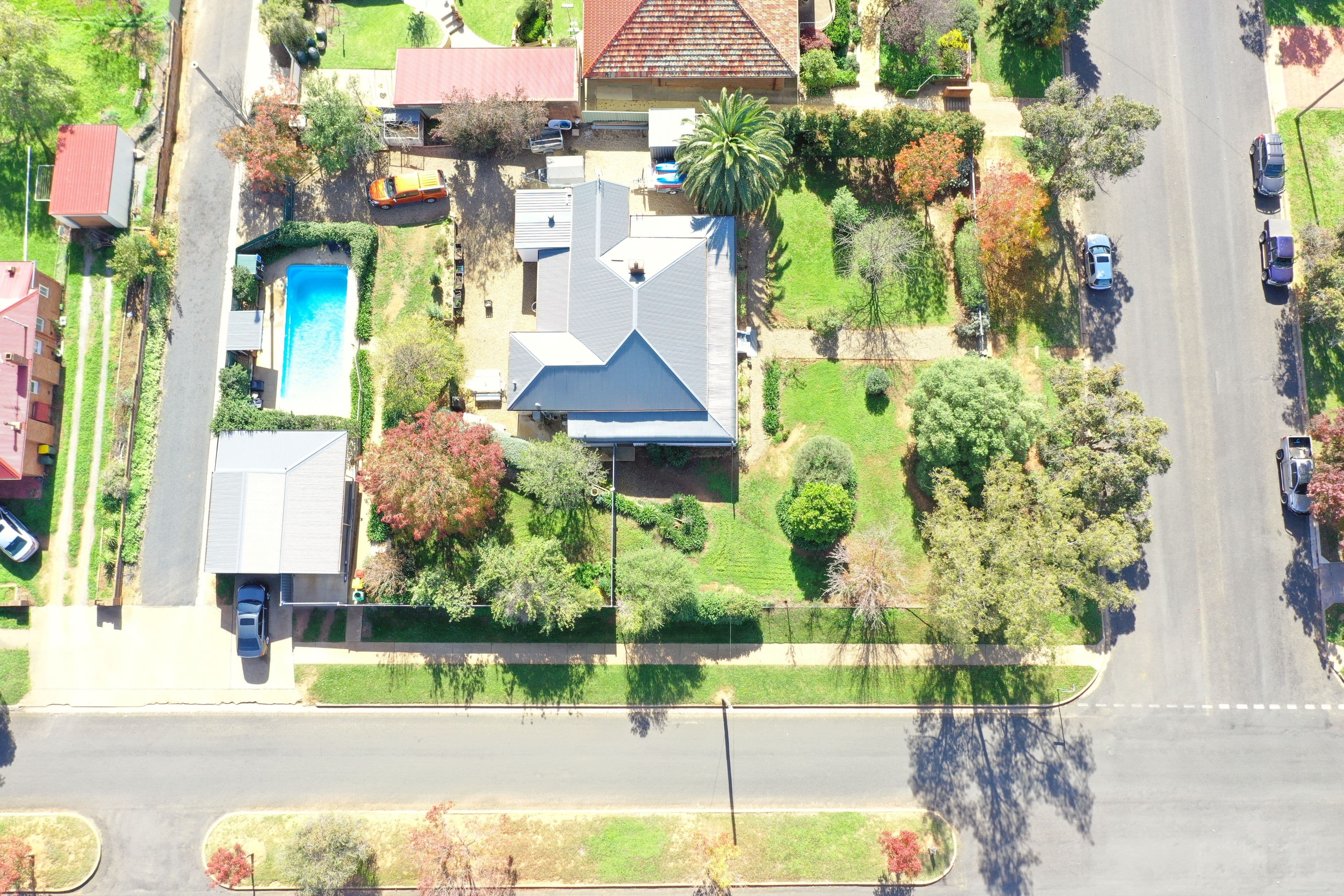 37 Yass Street, Young NSW 2594, Young - Thumbnail 2