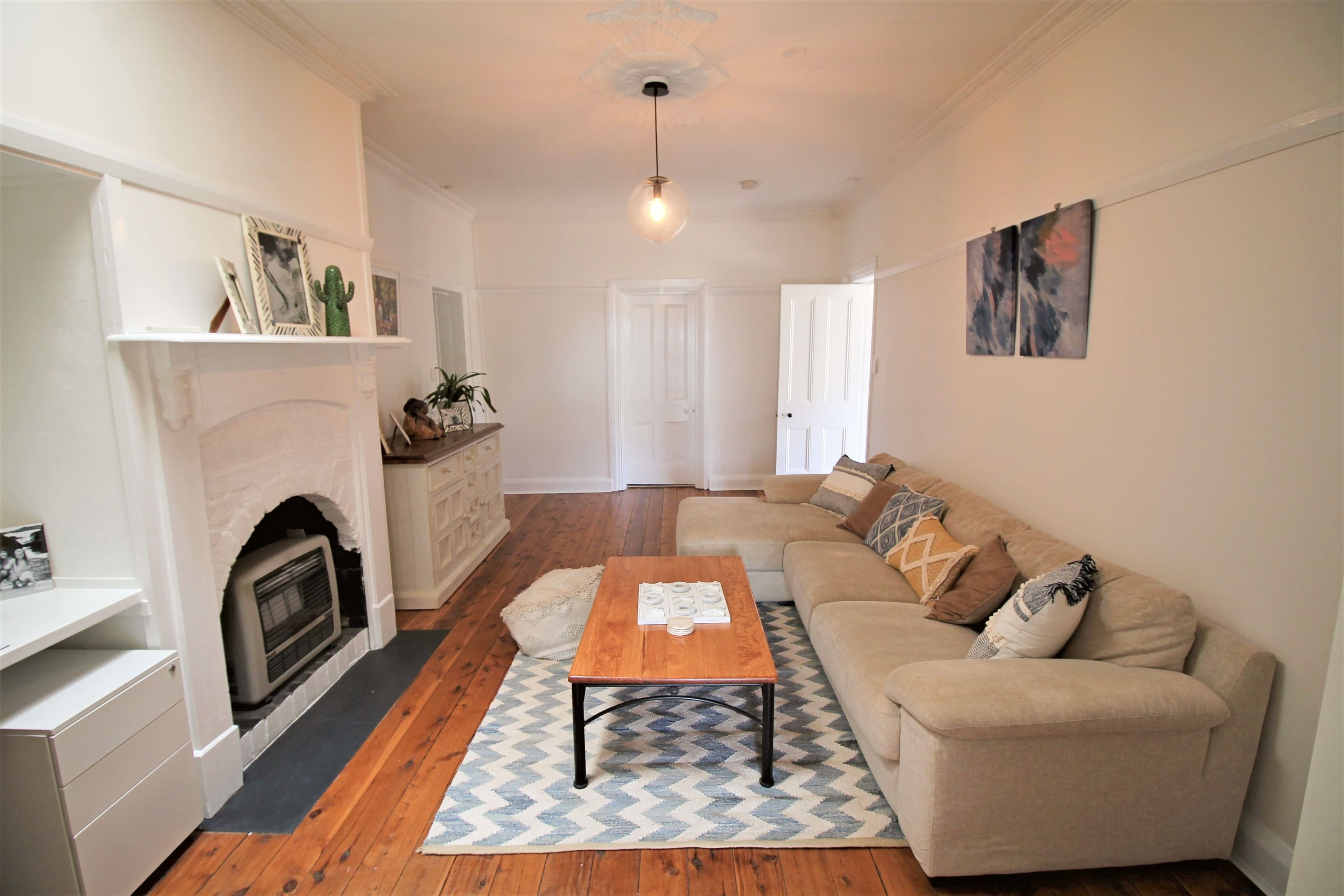 37 Yass Street, Young NSW 2594, Young - Thumbnail 6