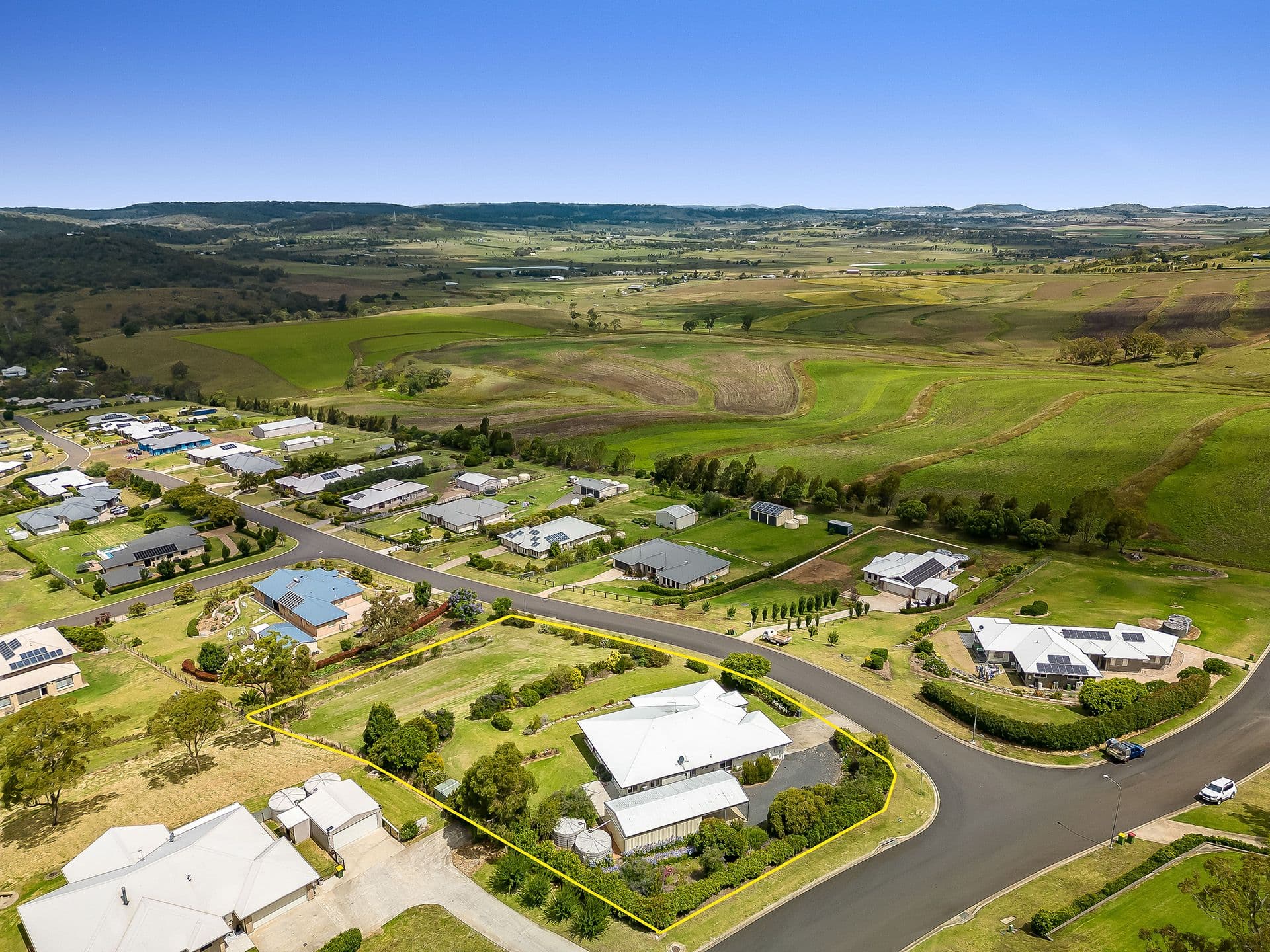 3 Makybe Drive, Hodgson Vale QLD 4352, Hodgson Vale - Image 1