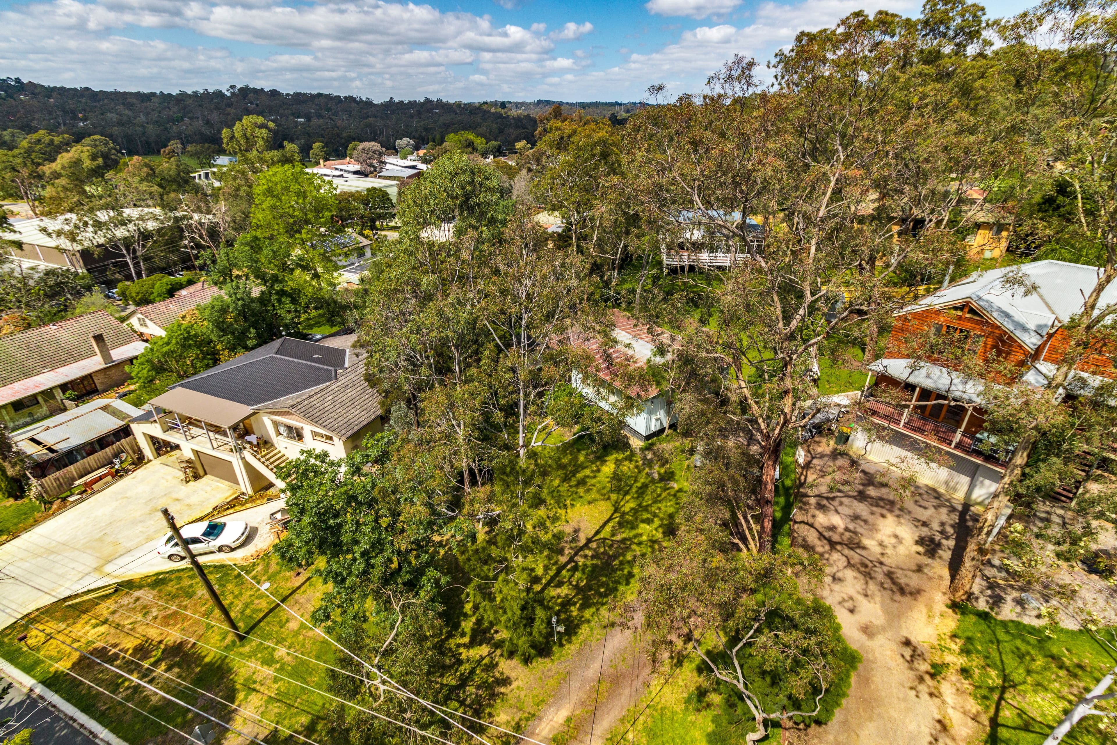 28 Cromwell Street, Eltham VIC 3095, Eltham - Thumbnail 2