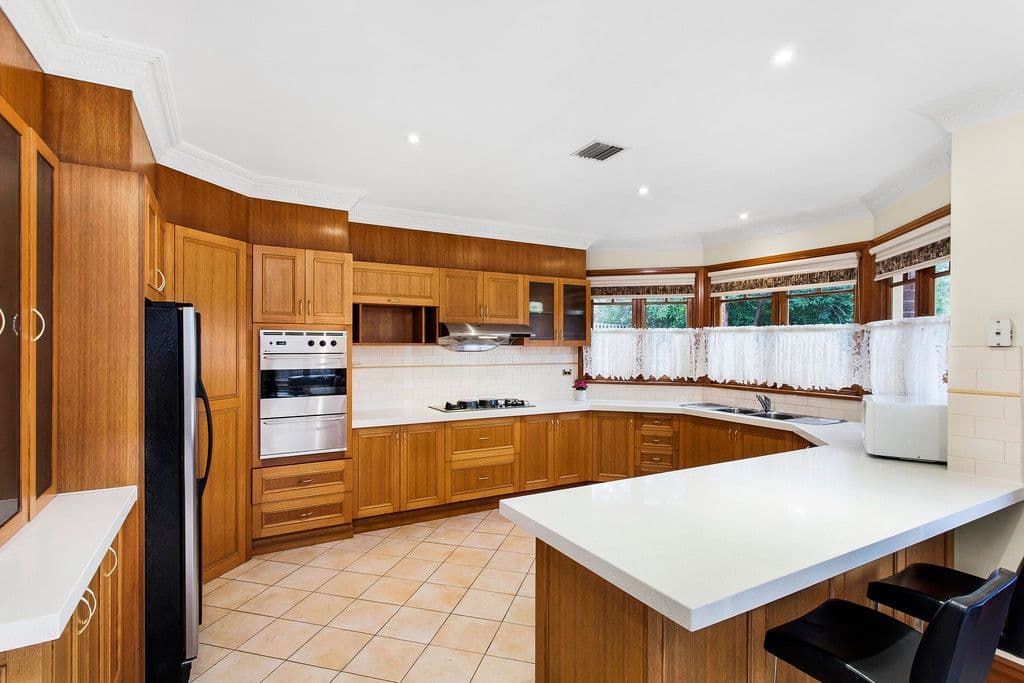 16 Bartlett Street, Preston VIC 3072, Preston - Thumbnail 4
