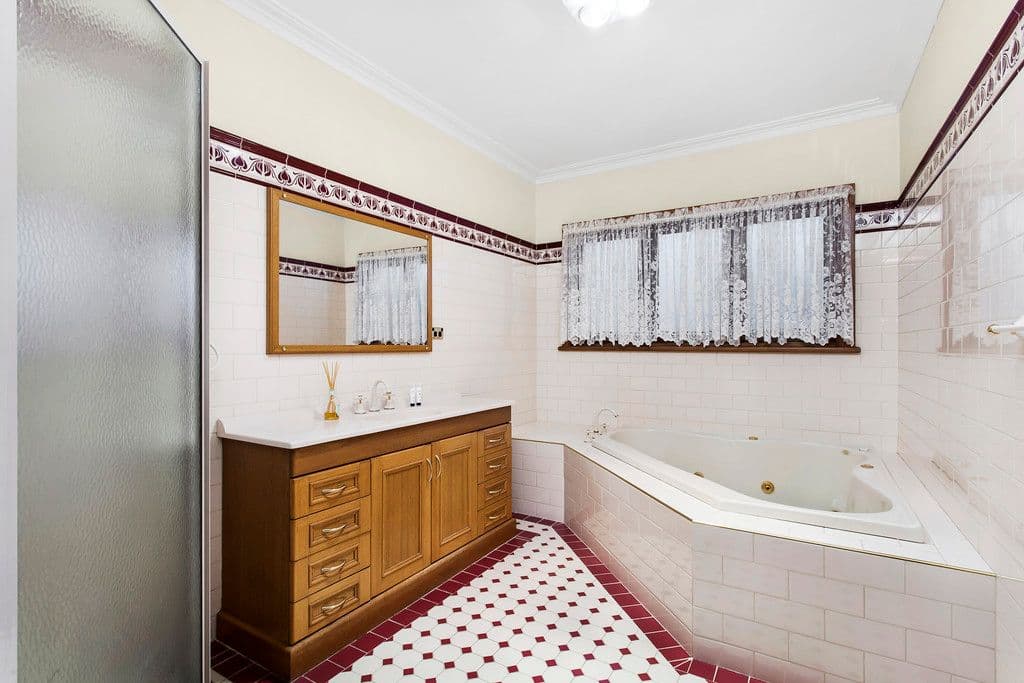 16 Bartlett Street, Preston VIC 3072, Preston - Thumbnail 7