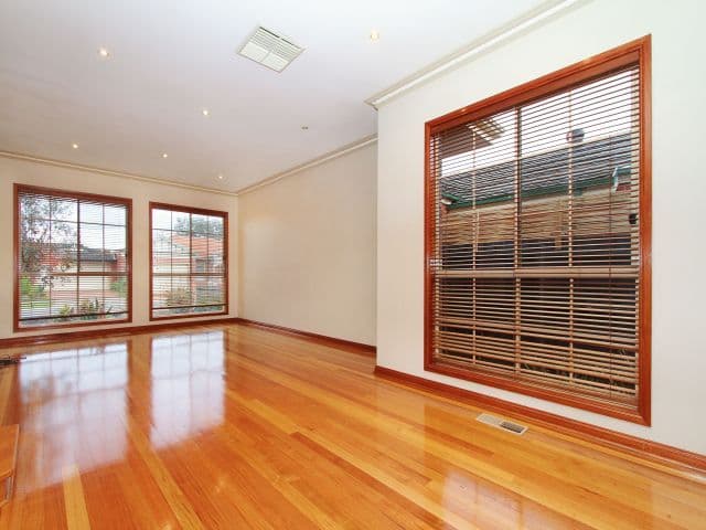 2 Atlanta Close, MILL PARK VIC 3082, Mill Park - Thumbnail 3