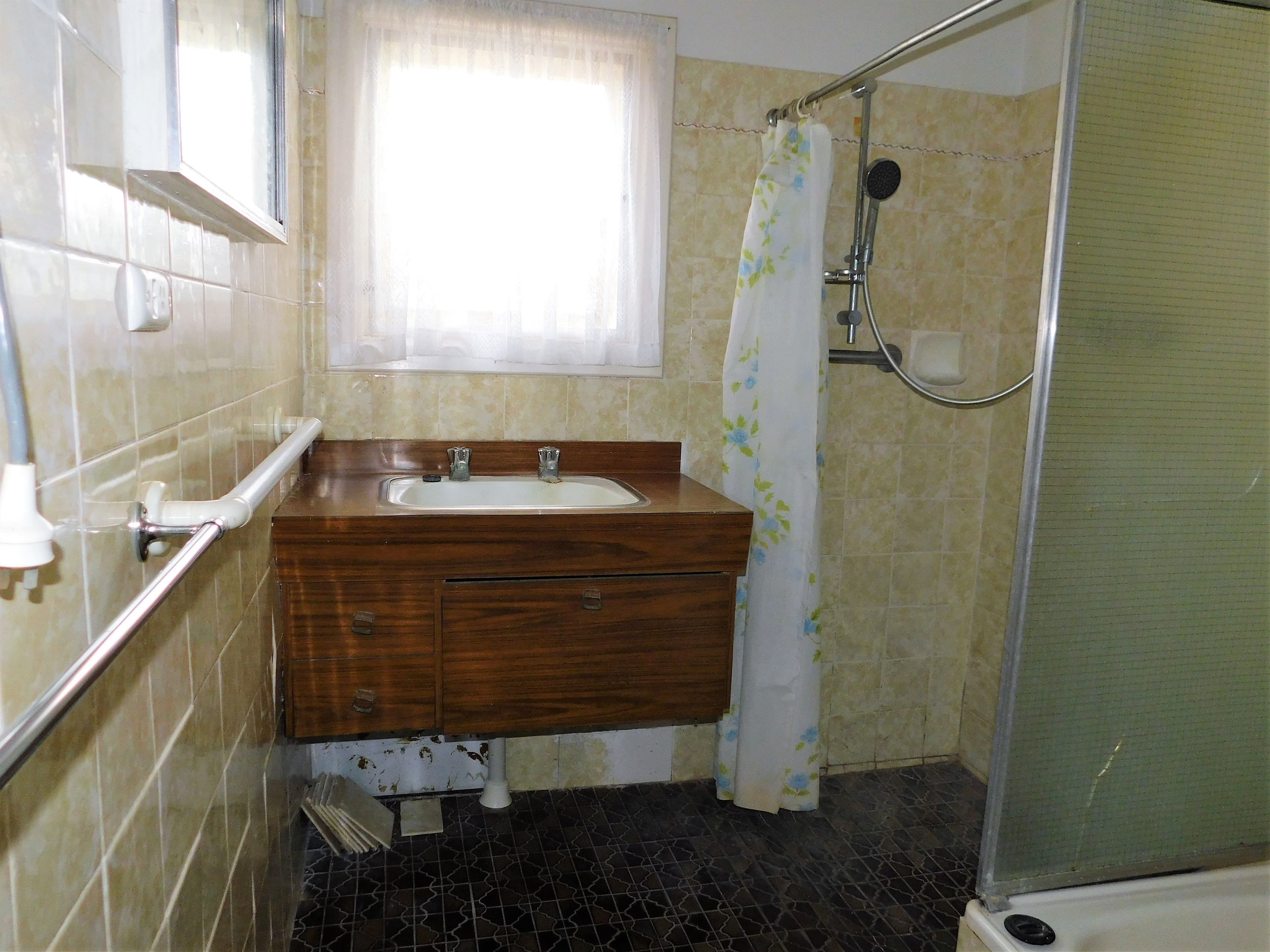 16 Philip Avenue, Bordertown SA 5268, Bordertown - Thumbnail 8