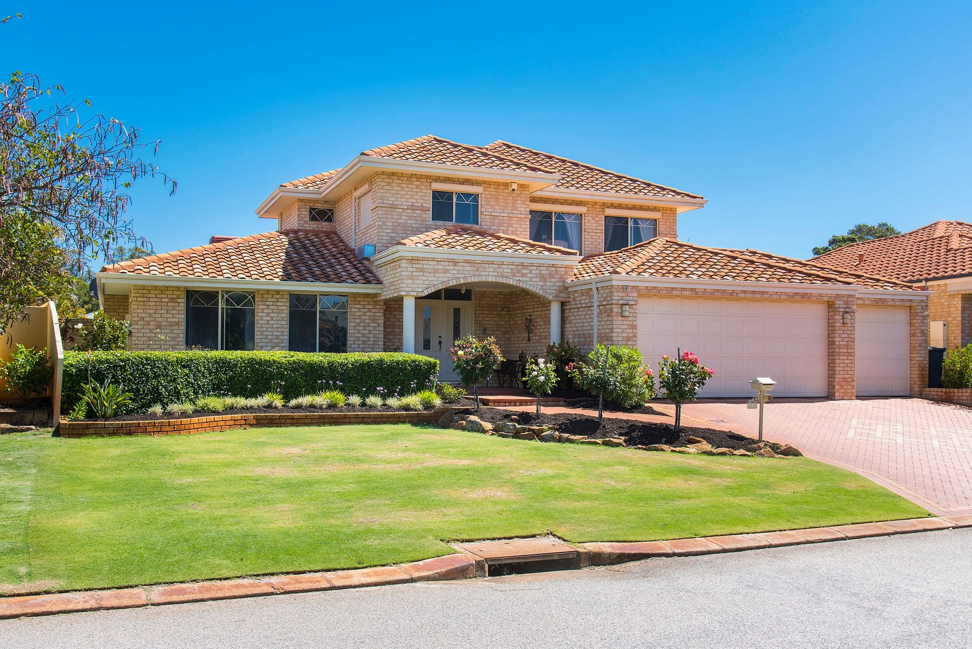 5 Frampton Crescent, Canning Vale WA 6155, Canning Vale - Thumbnail 2