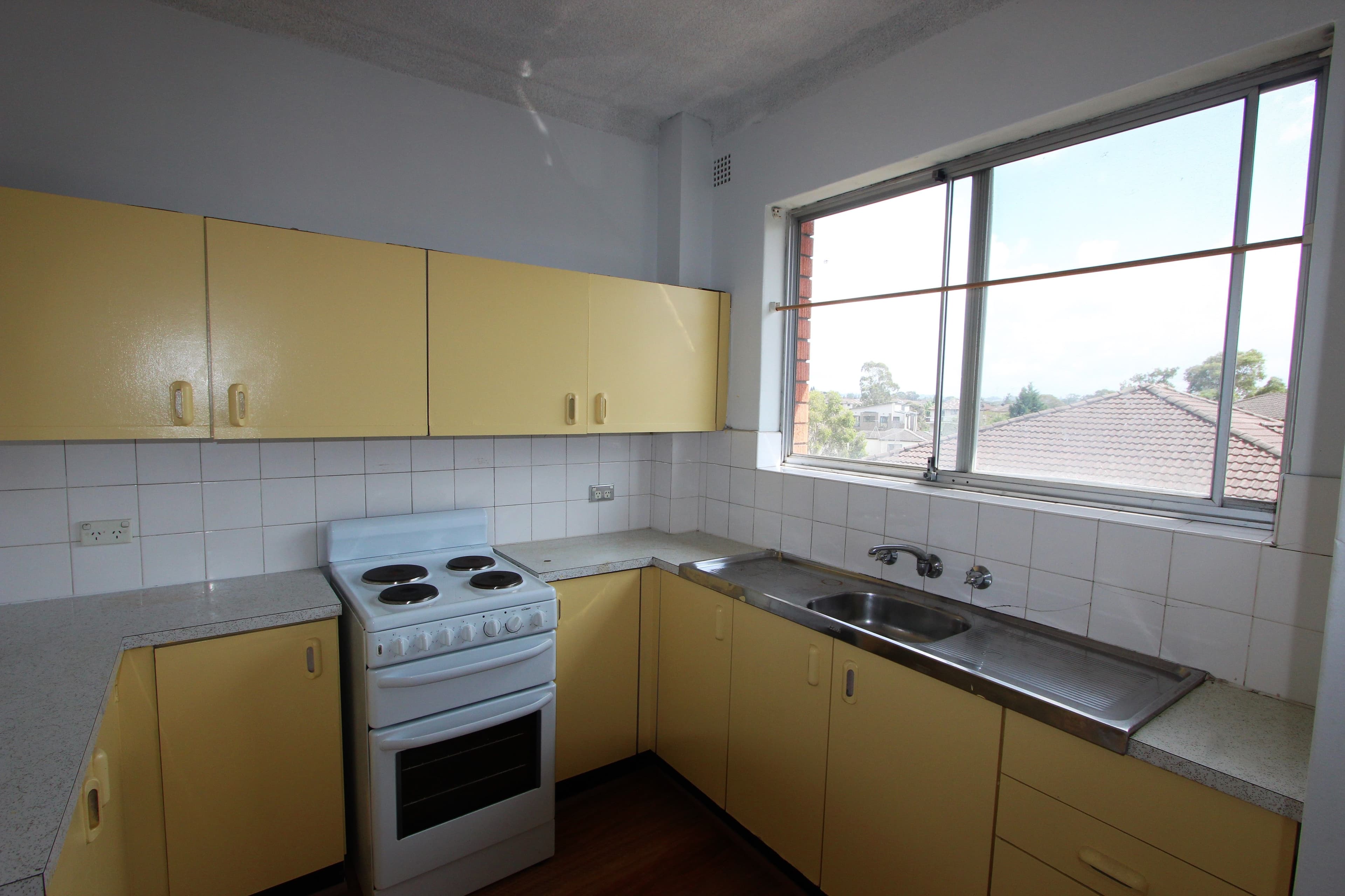 7 Lackey Street, Fairfield - Thumbnail 3