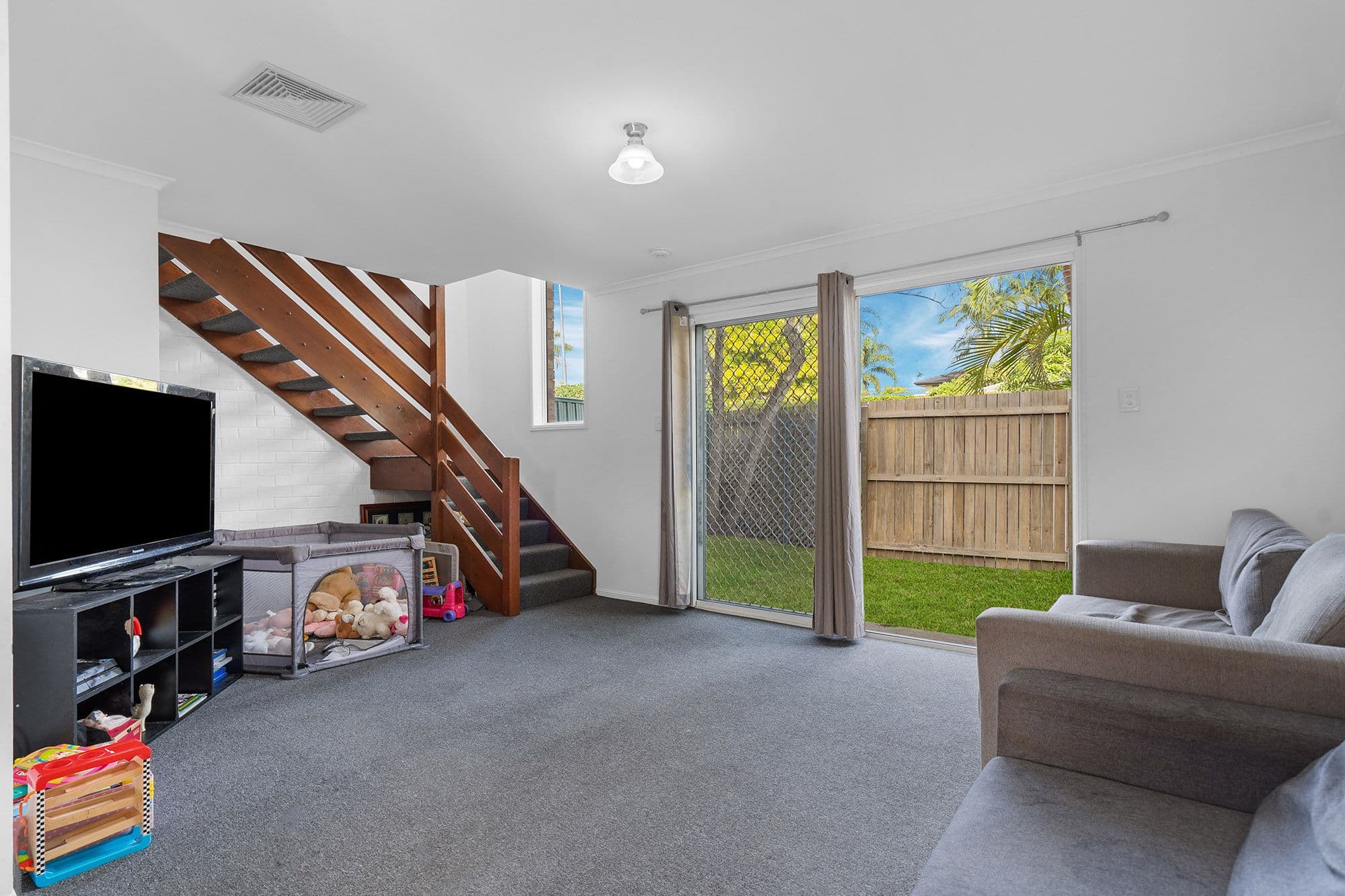 184 Ewing Road, Woodridge QLD 4114, Woodridge - Image 1