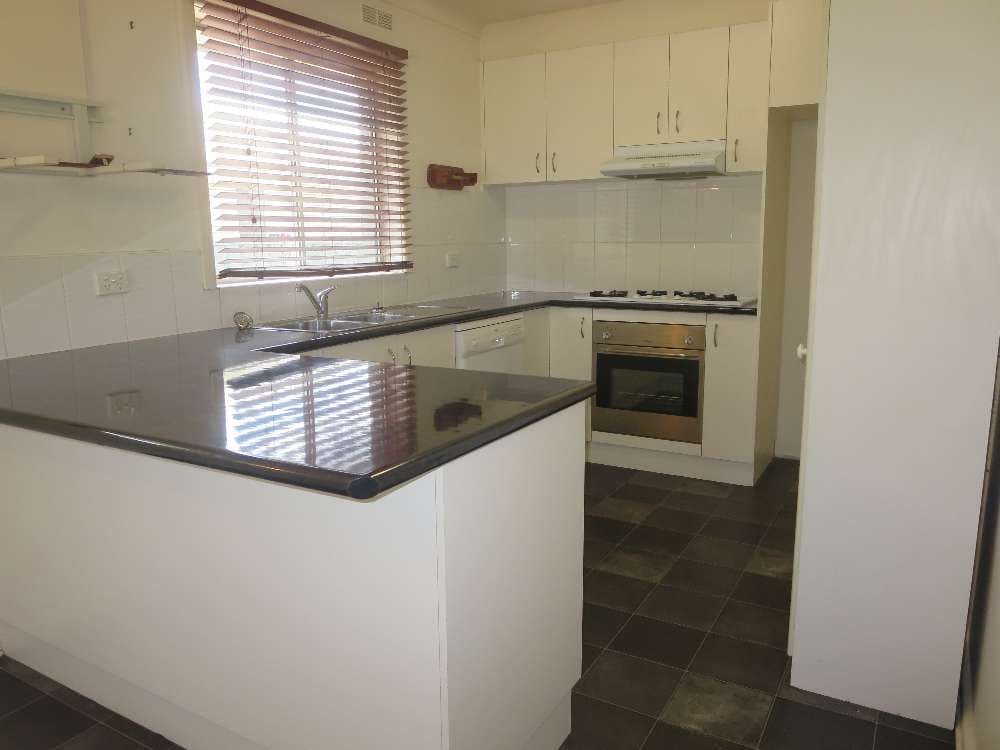 411 Douglas Road, LAVINGTON NSW 2641, Lavington - Thumbnail 2