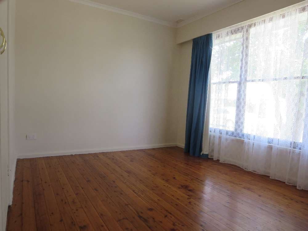 411 Douglas Road, LAVINGTON NSW 2641, Lavington - Thumbnail 4