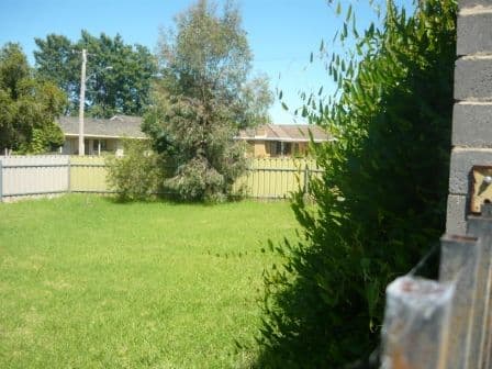 411 Douglas Road, LAVINGTON NSW 2641, Lavington - Thumbnail 8