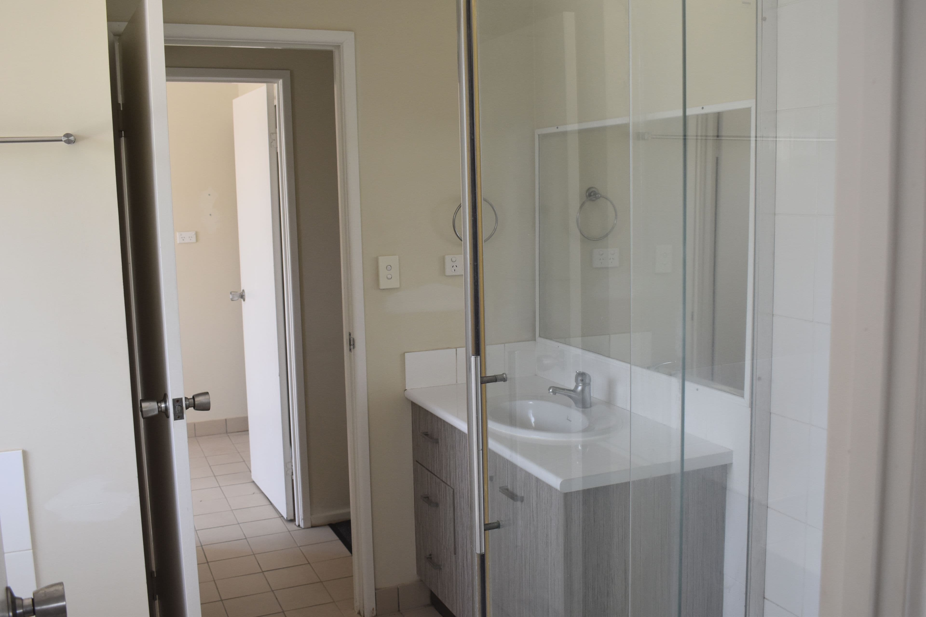 35 Powell Street, Emerald QLD 4720, Emerald - Thumbnail 6