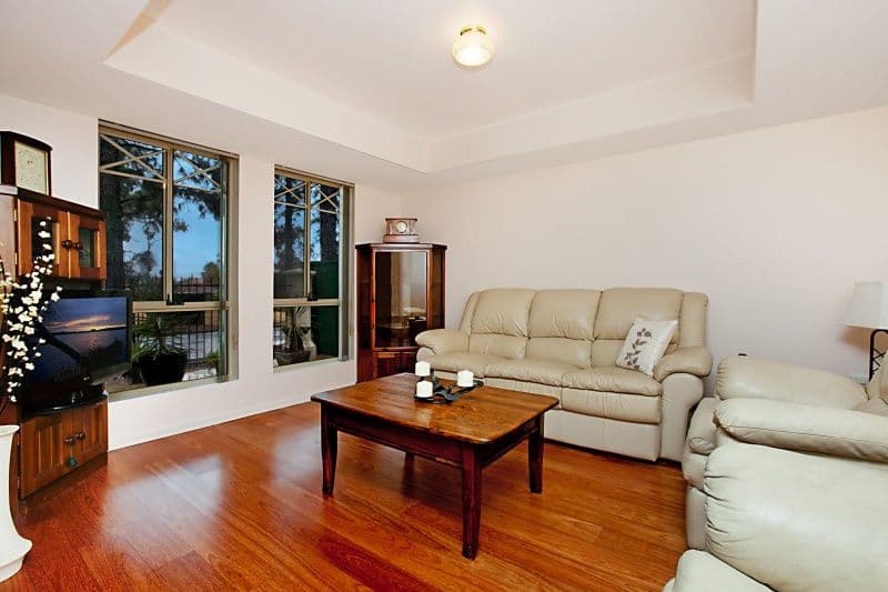 1 Elmglade Drive, Oakden SA 5086, Oakden - Thumbnail 3