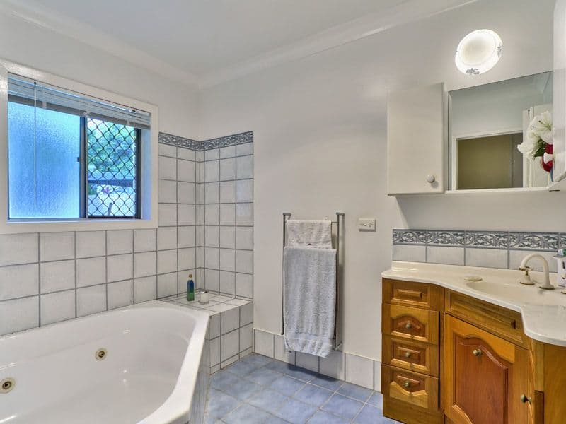 73 Gem Road, KENMORE QLD 4069, Kenmore - Thumbnail 5
