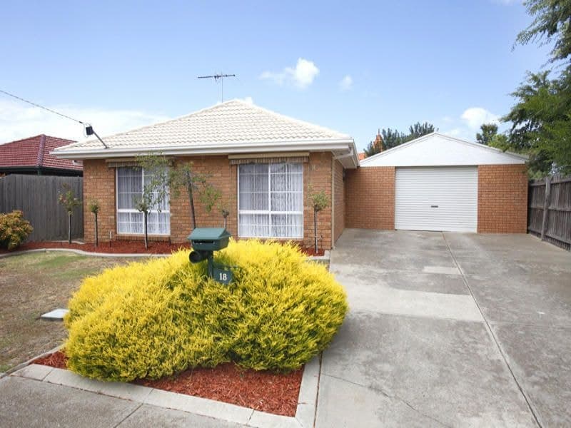 18 Trembath Court, Altona Meadows - Thumbnail 2