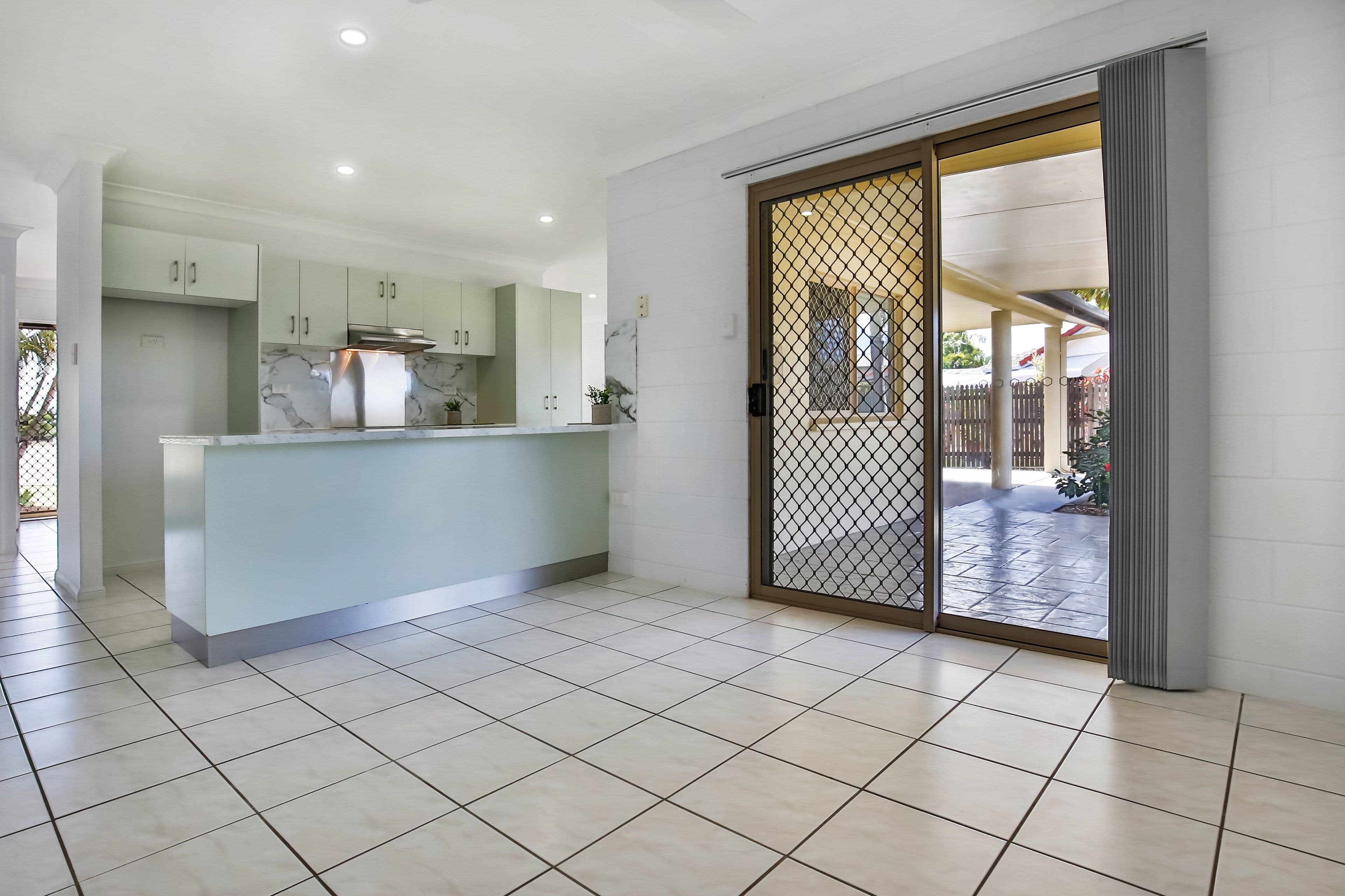 9 Moffat Street, Kirwan QLD 4817, Kirwan - Thumbnail 4