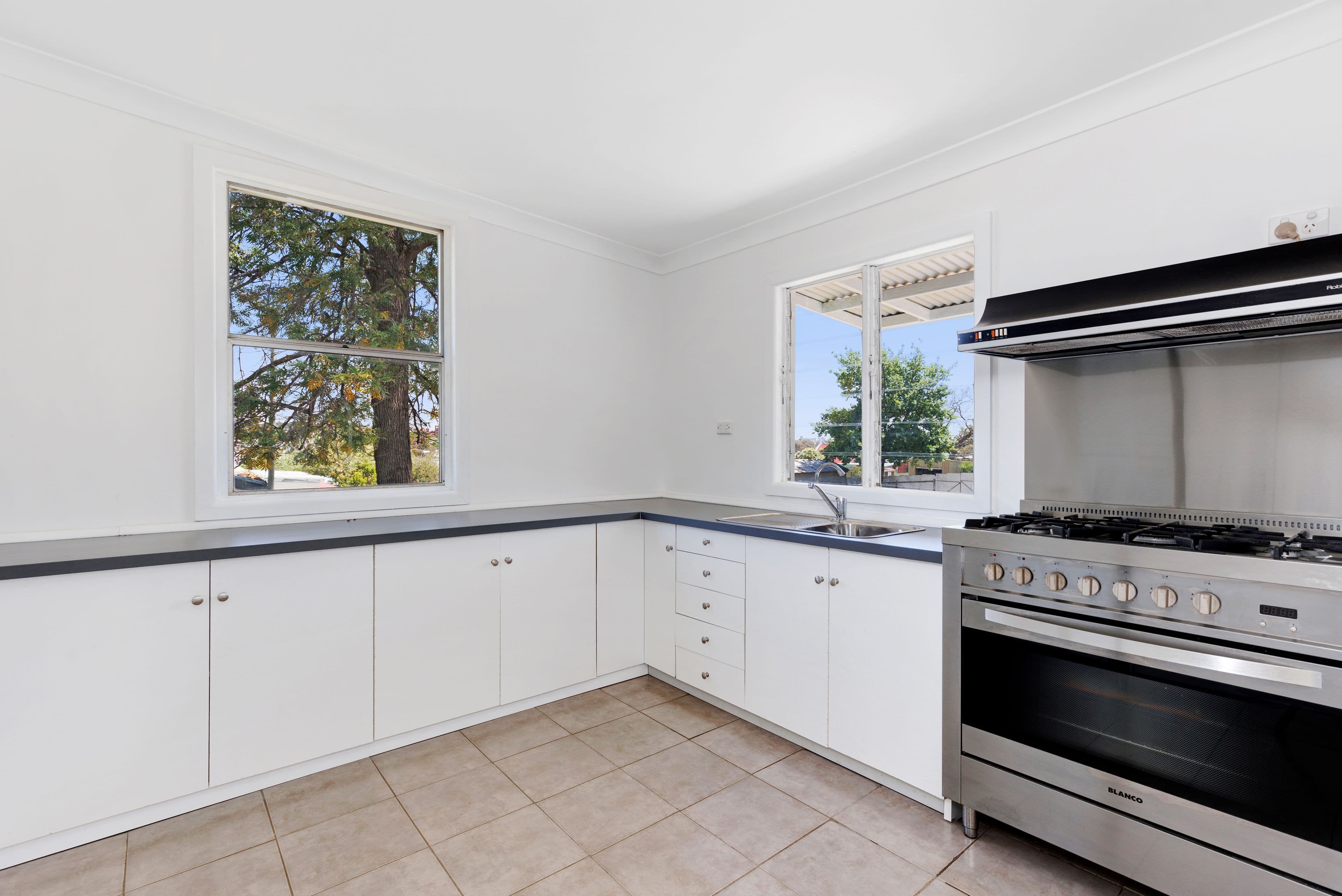 46 Hill Street, Junee NSW 2663, Junee - Thumbnail 5