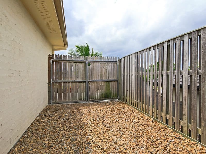 14 Tuggeranong Avenue, PACIFIC PINES QLD 4211, Pacific Pines - Thumbnail 5