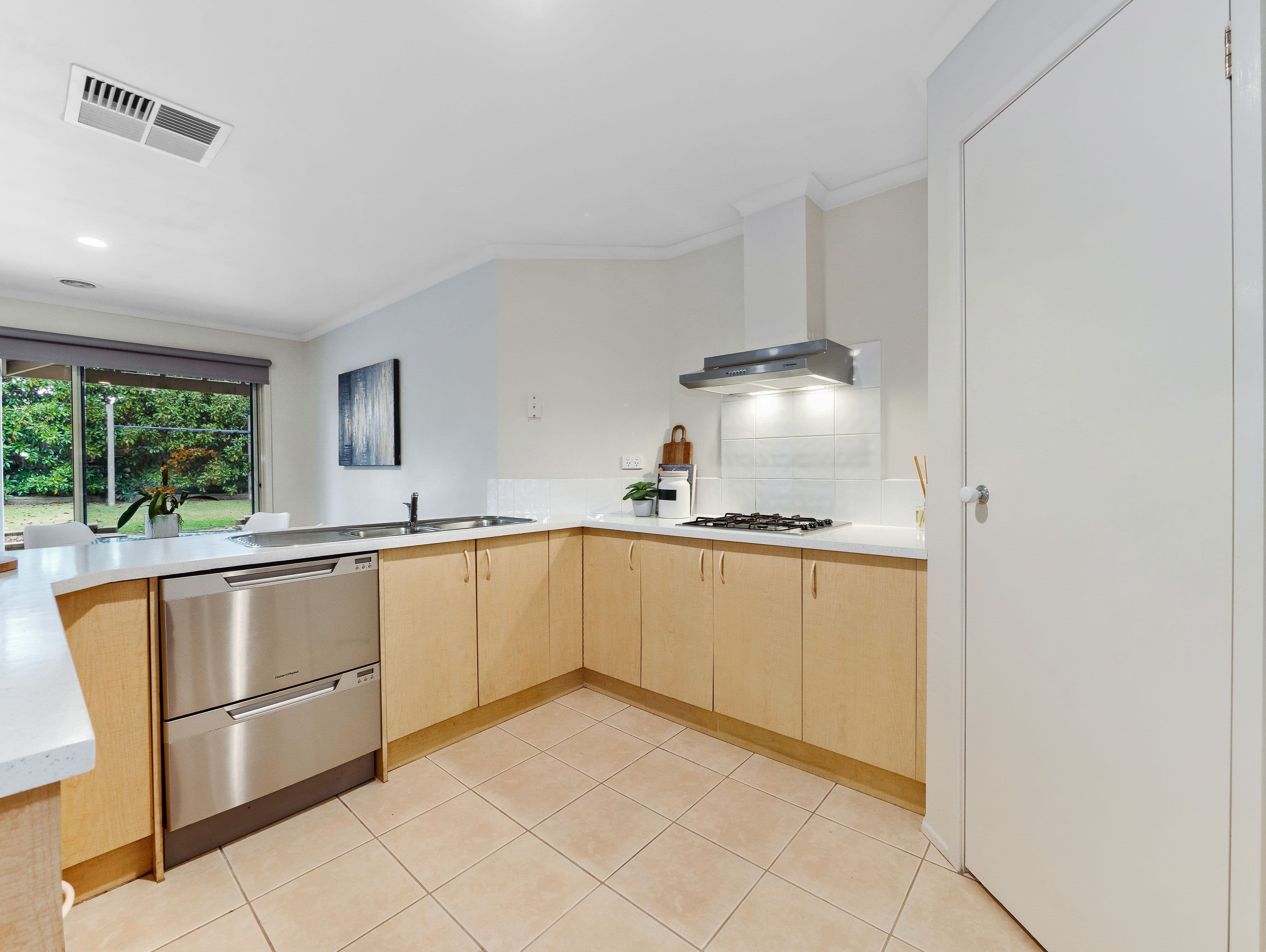 24 Hasluck Crescent, Lynbrook VIC 3975, Lynbrook - Thumbnail 8