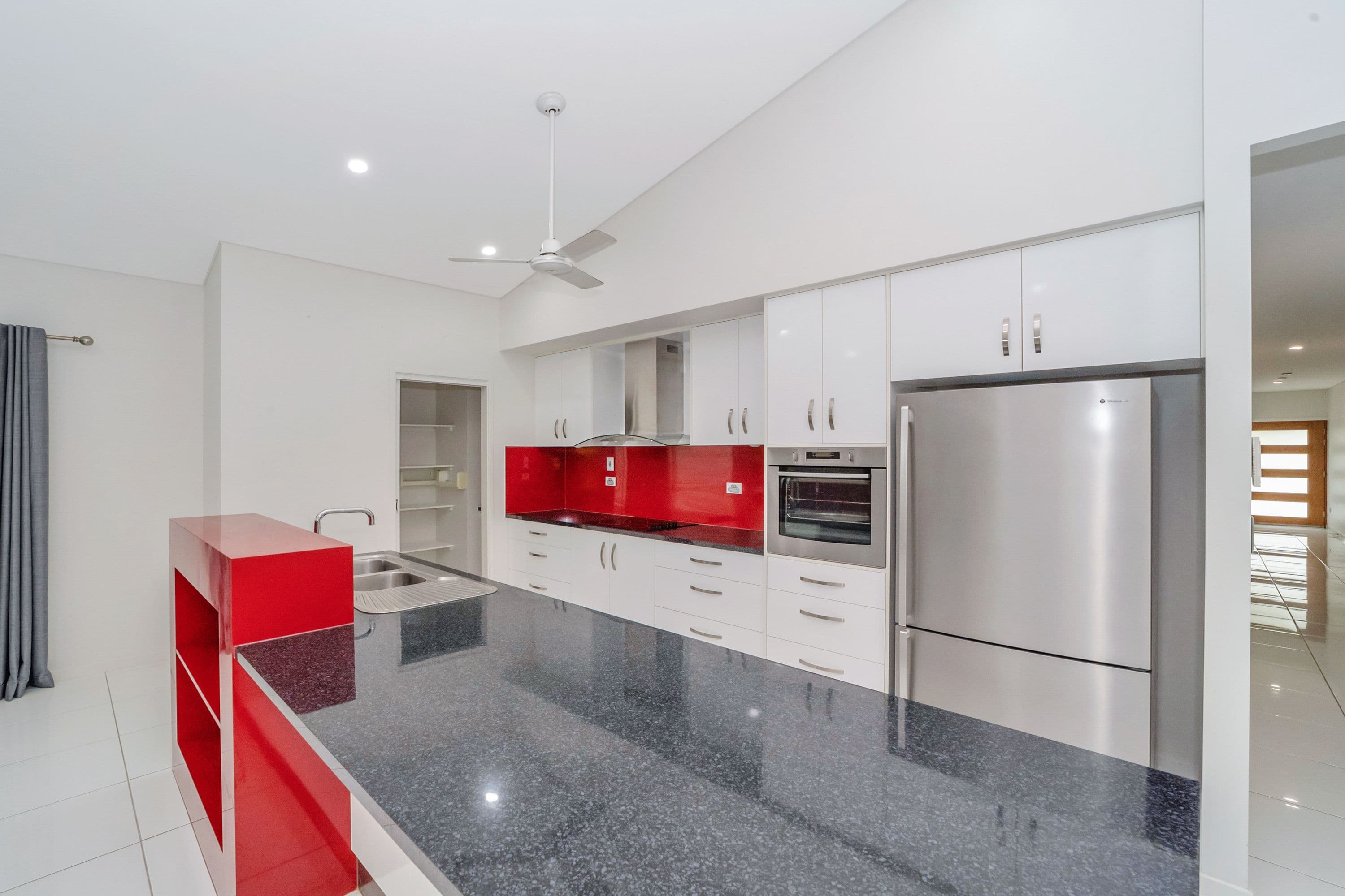 8 Mallorca Circuit, Burdell QLD 4818, Burdell - Thumbnail 2
