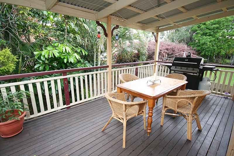 17   Torrens Street, ANNERLEY QLD 4103, Annerley - Thumbnail 3