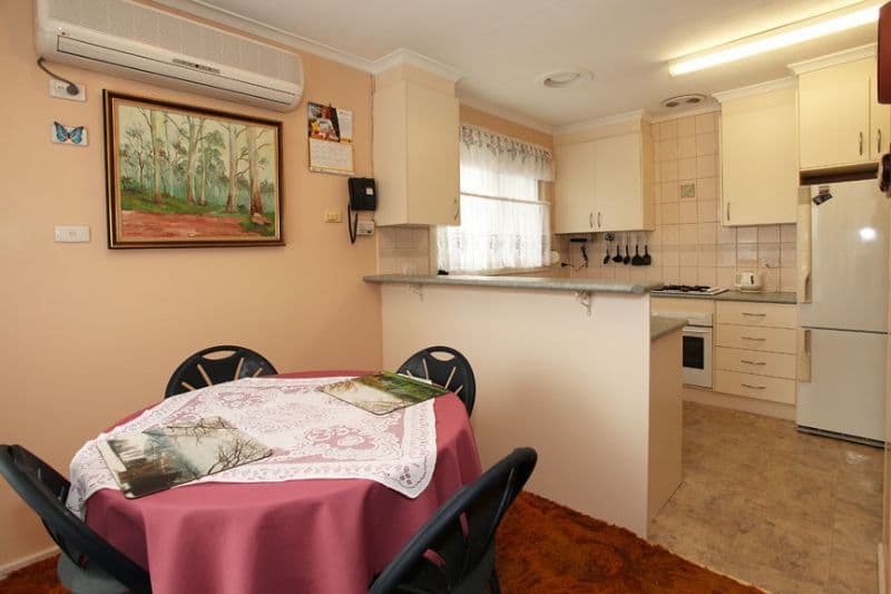 5 Russdann Court, SPRINGVALE SOUTH VIC 3172, Springvale South - Thumbnail 3