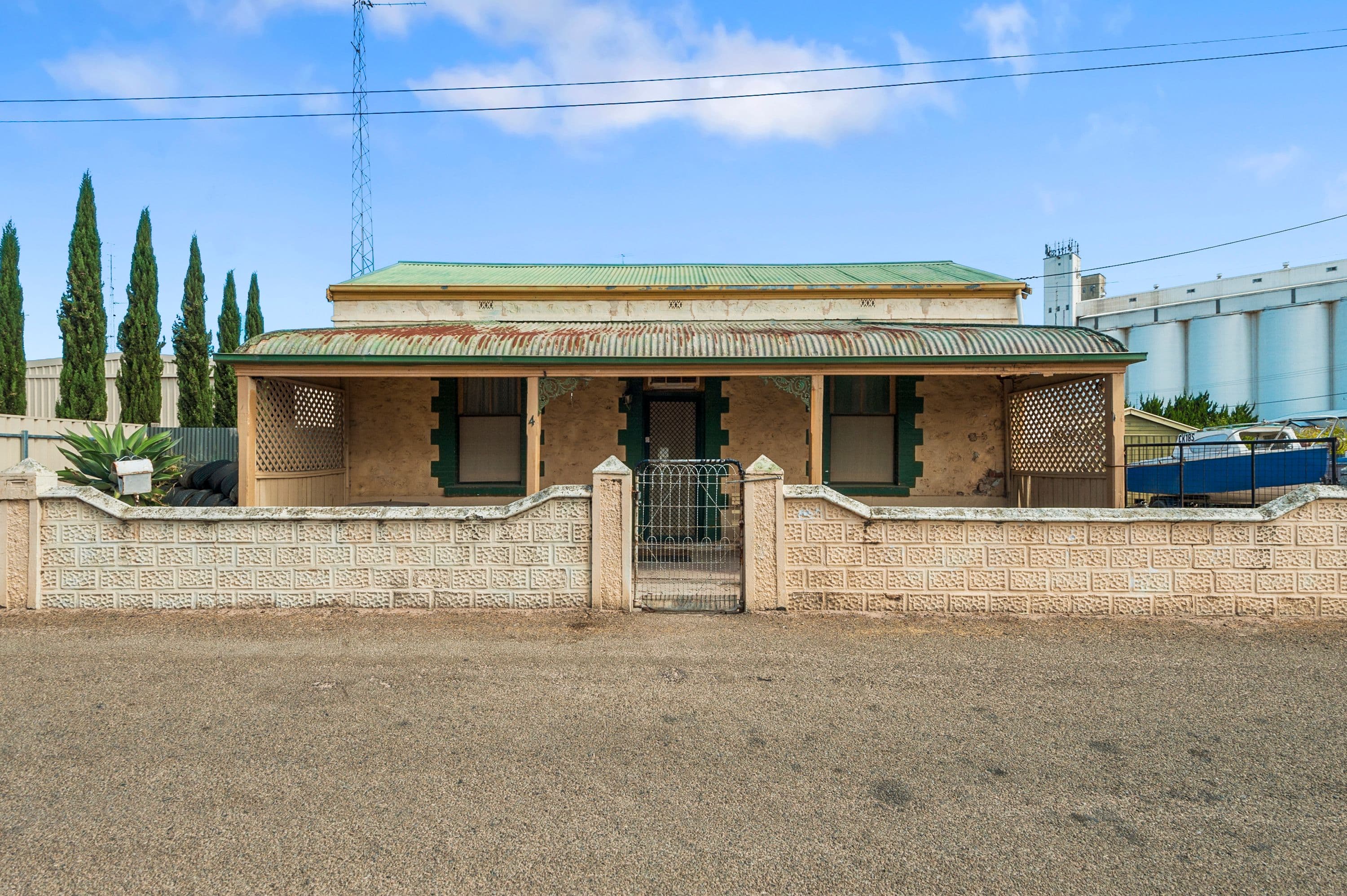 4 Schroeder Street, Wallaroo SA 5556, Wallaroo - Thumbnail 2