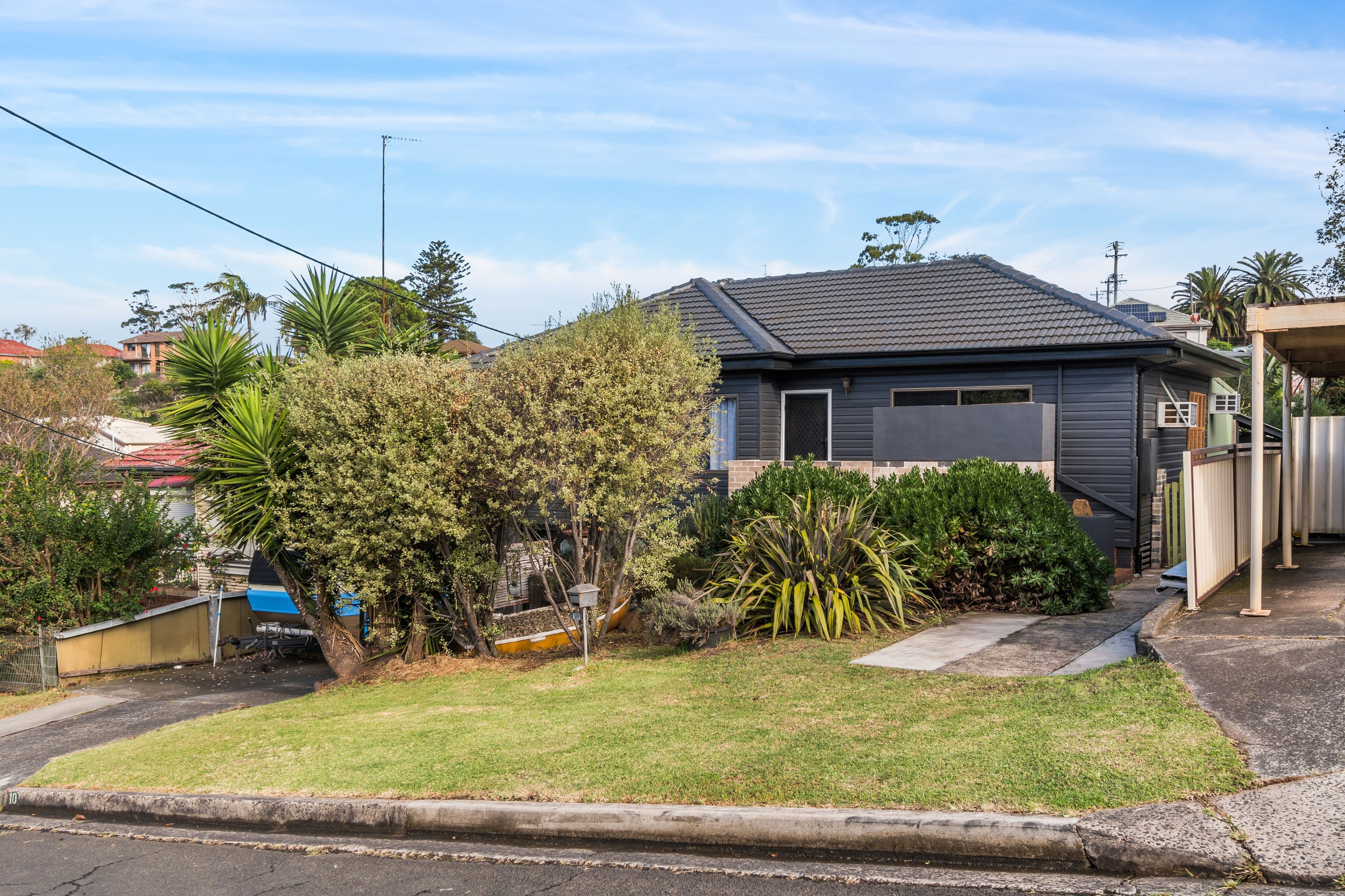 10 Denise Street, Lake Heights NSW 2502, Lake Heights - Thumbnail 2