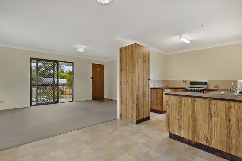 31 Gwydir Street, RIVERHILLS QLD 4074, Riverhills - Thumbnail 3