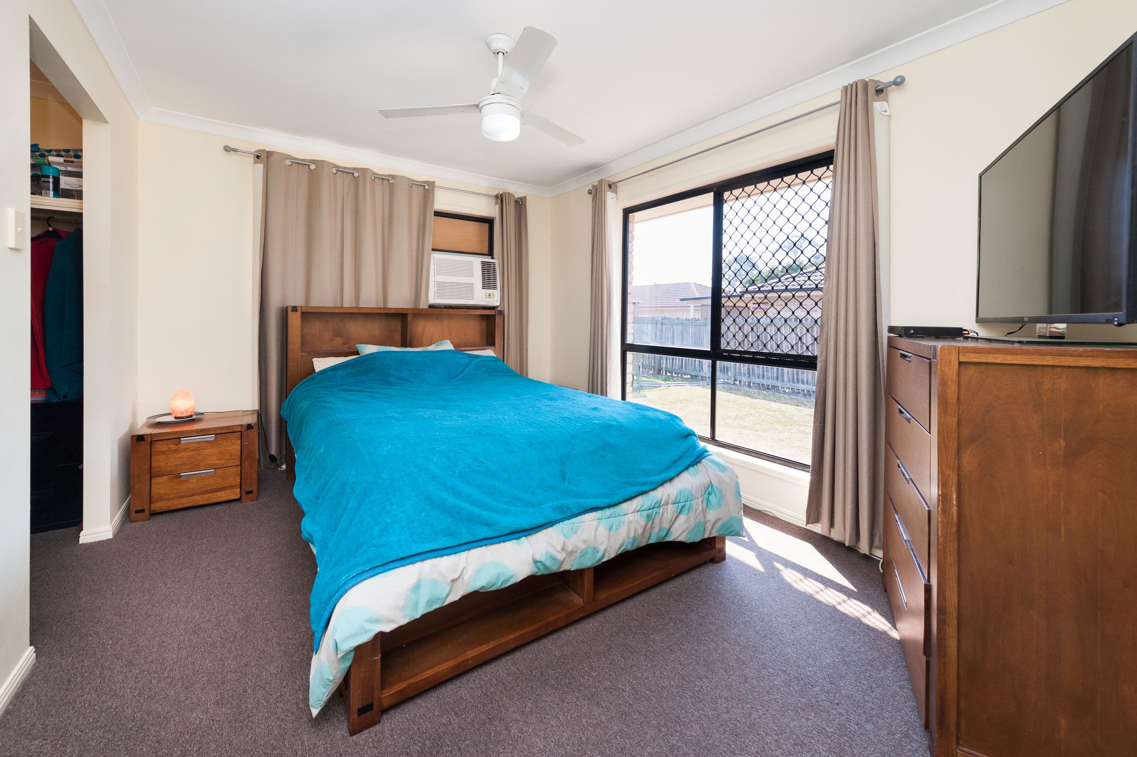 16 Links Avenue, Meadowbrook QLD 4131, Meadowbrook - Thumbnail 5