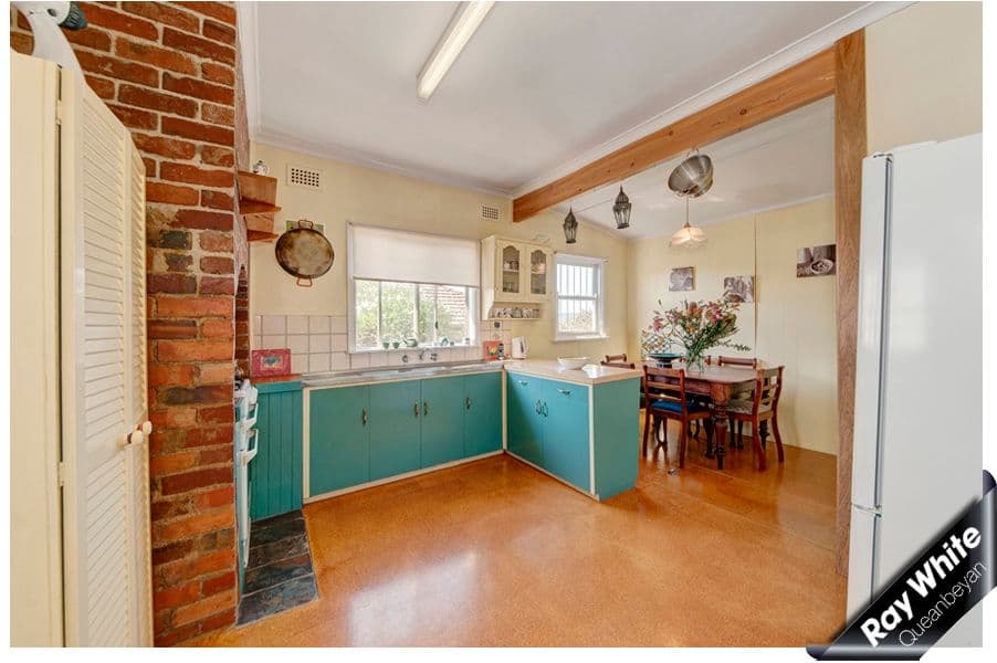 32 Surveyor Street, Queanbeyan - Thumbnail 3
