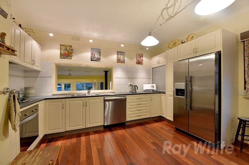 15 Johns Street, UPPER FERNTREE GULLY VIC 3156, Upper Ferntree Gully - Thumbnail 4