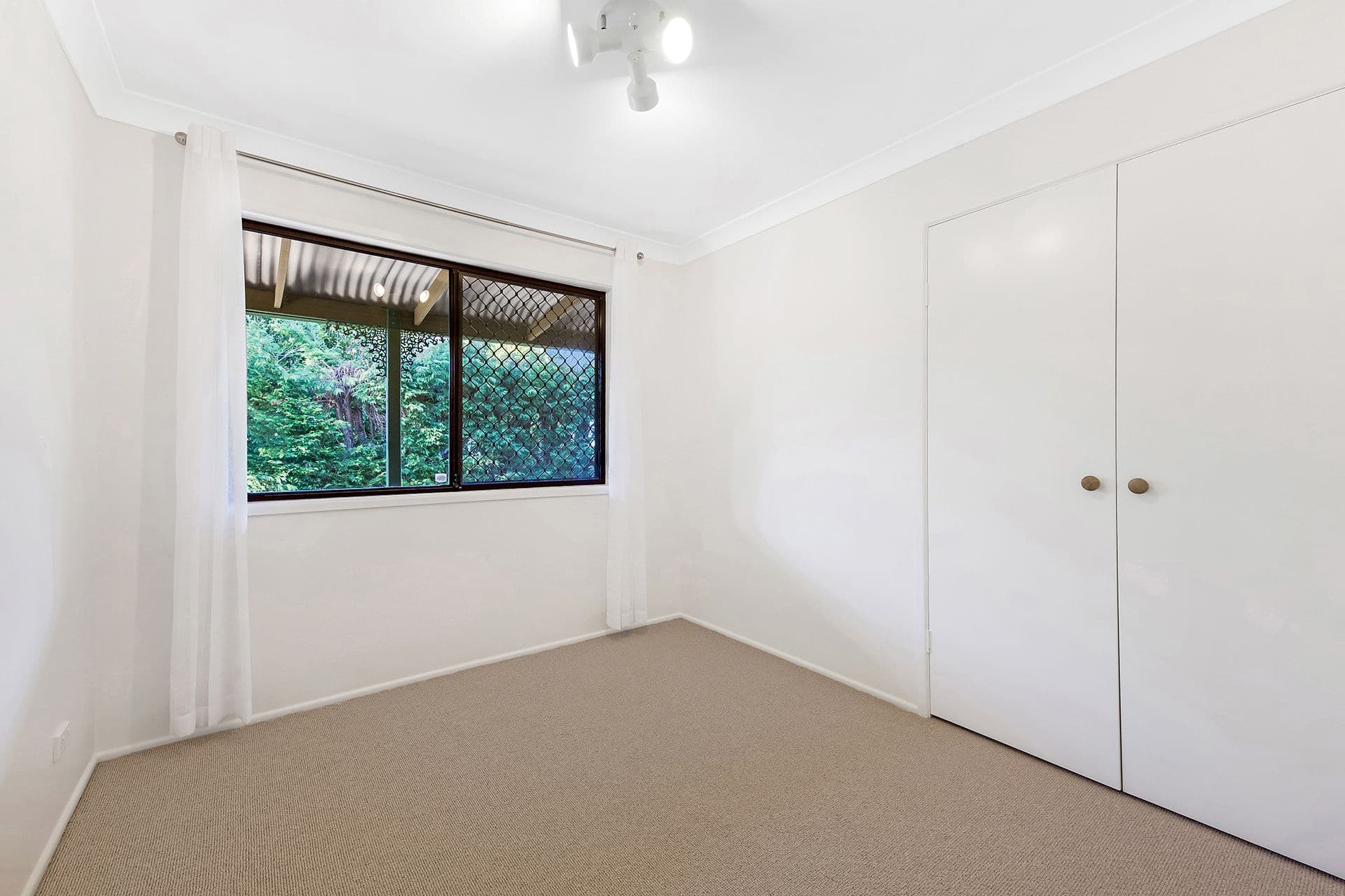 18 Jenyns Road, Tamborine Mountain QLD 4272, Tamborine Mountain - Thumbnail 4