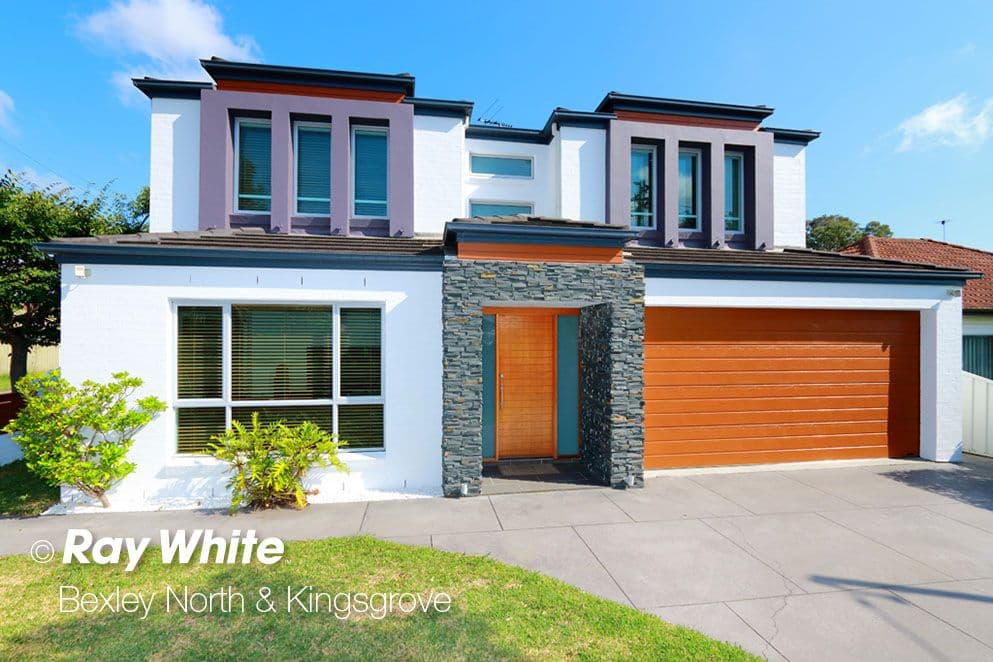 191 Moorefields Road, Roselands - Image 1