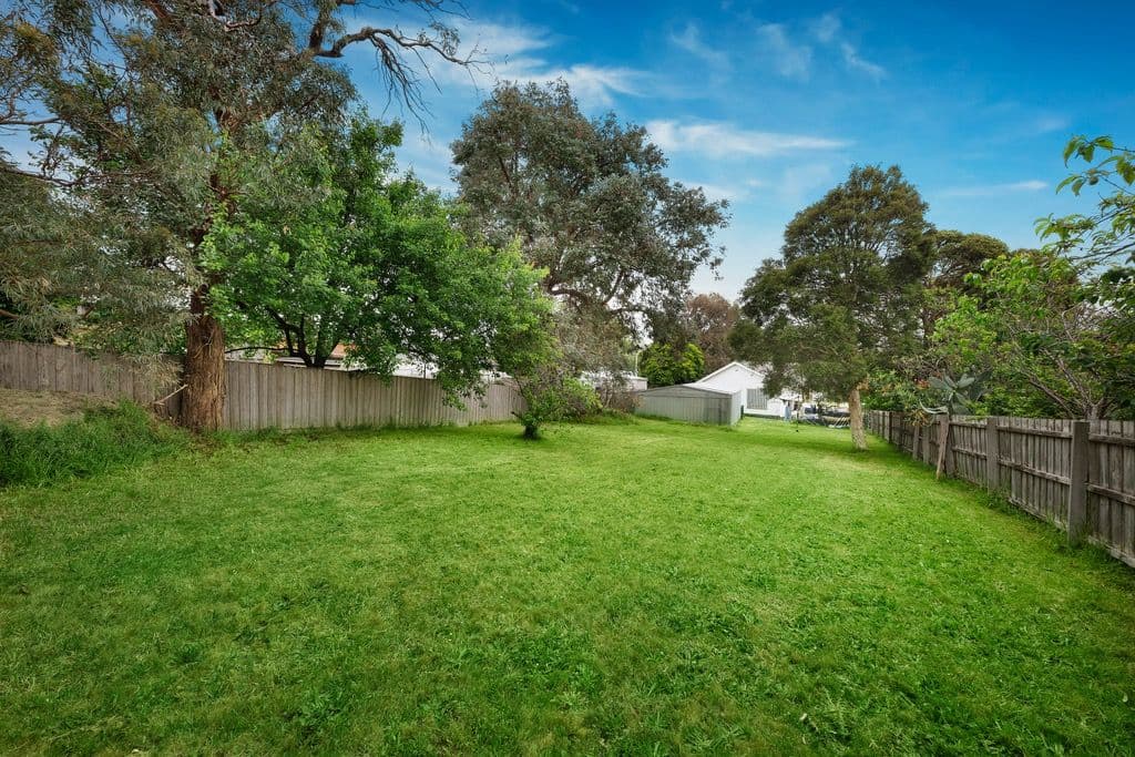 8 Clendon Road, Ferntree Gully VIC 3156, Ferntree Gully - Thumbnail 7