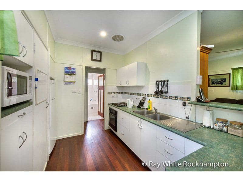 148 Simpson Street, BERSERKER QLD 4701, Berserker - Thumbnail 3